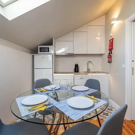 Style And Comfort In Downtown * Lissabon